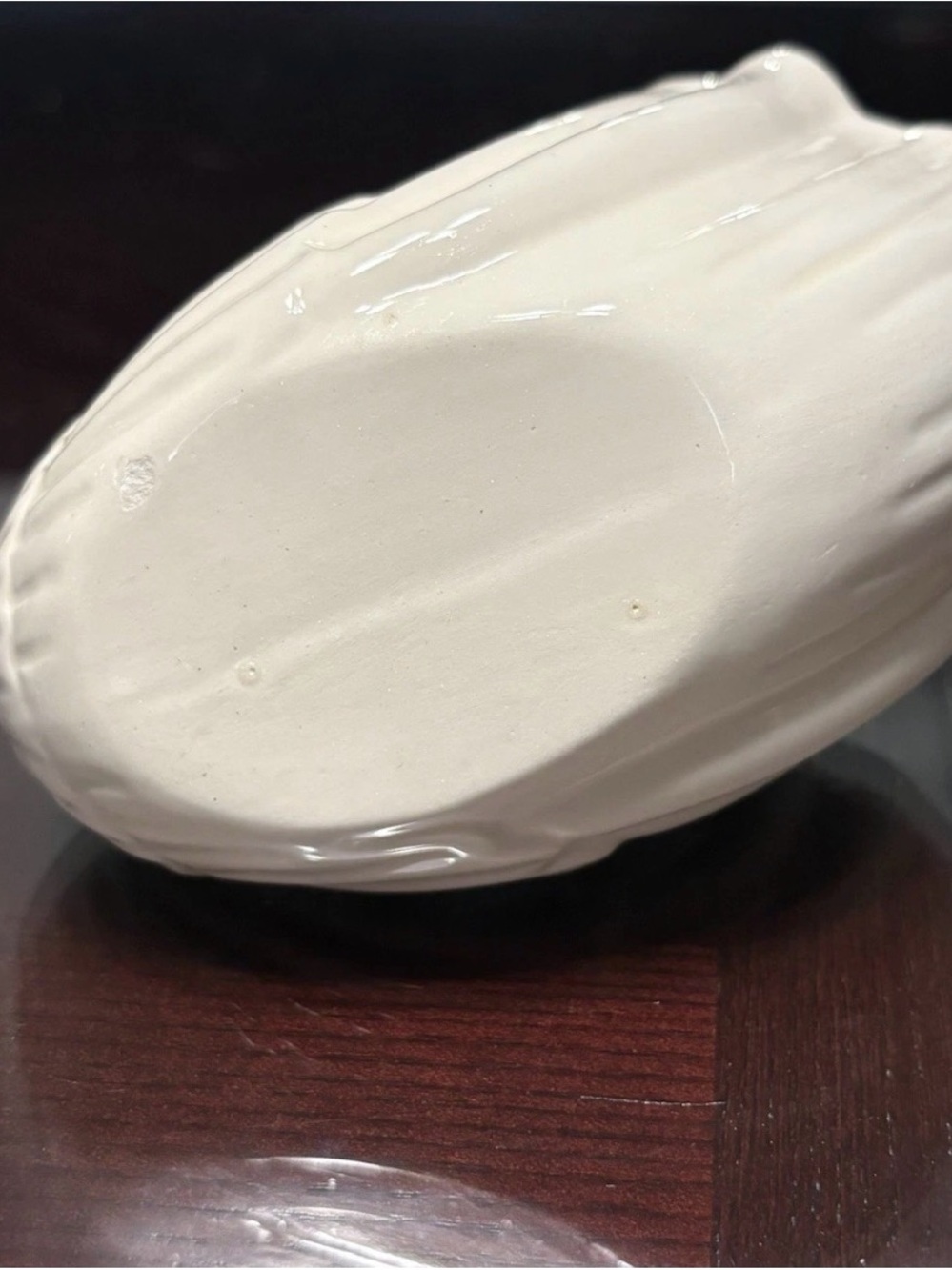 Vintage Cream Ceramic Swan Decorative Planter Vase- Elegant Home Decor 5”x 4” - Picture 2 of 12